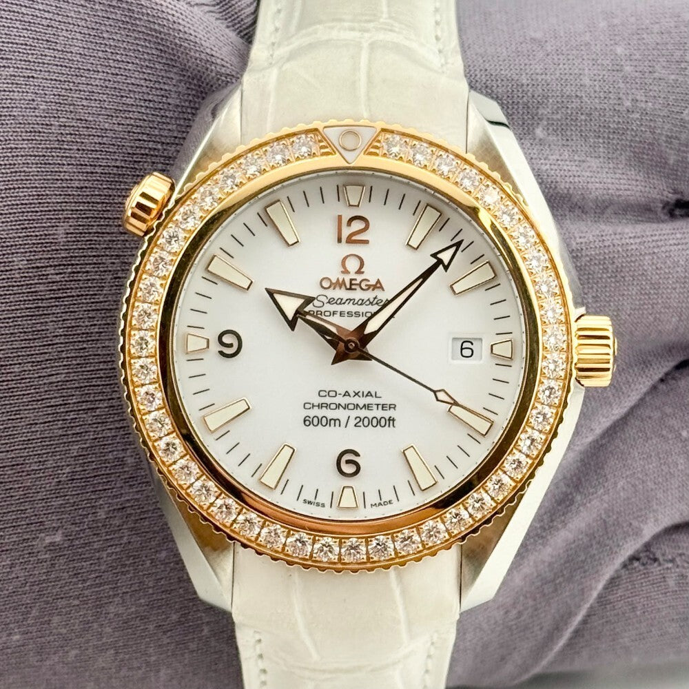 Omega Seamaster Planet Ocean 600M 42 222.28.42.20.04.001 Steel And Rose Gold