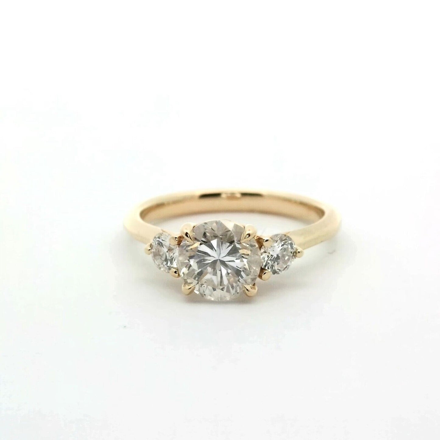 Gold Engagement Ring 1.50 Carats Diamonds