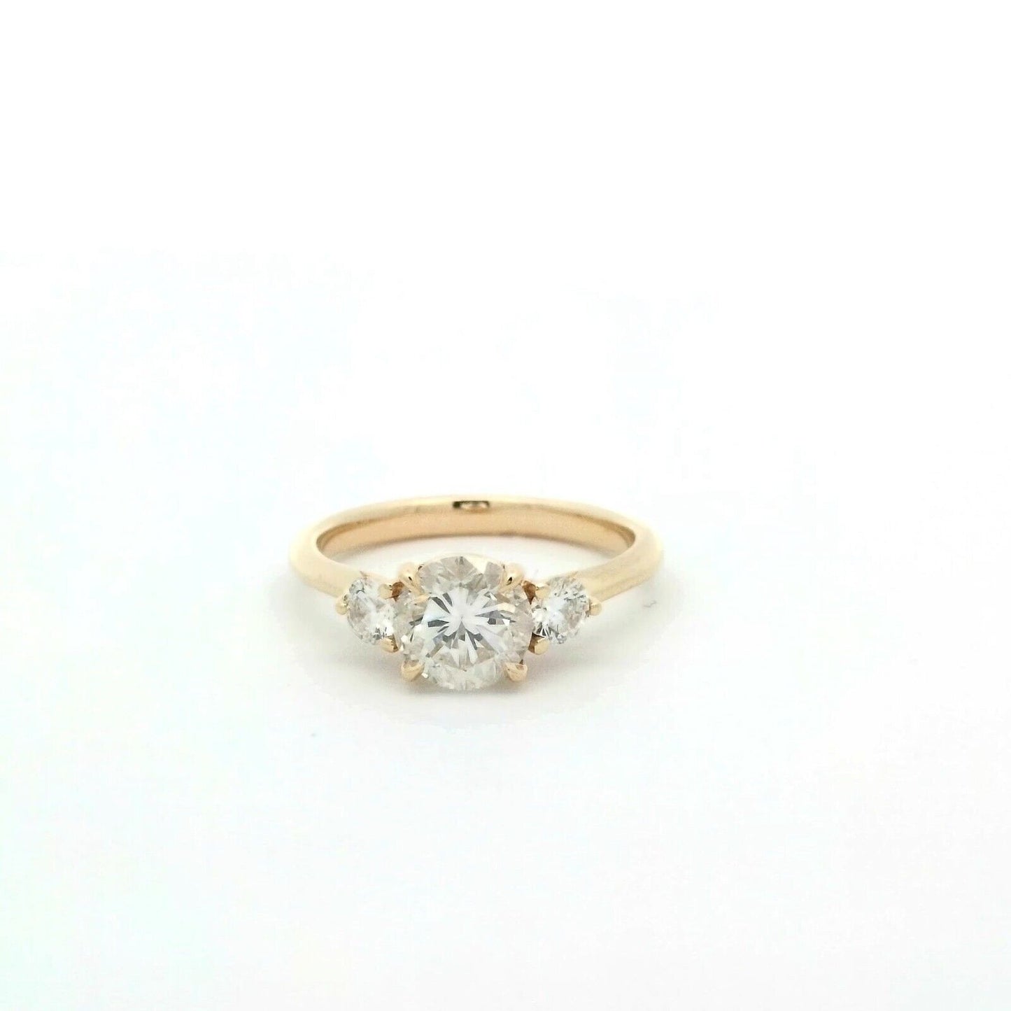 Gold Engagement Ring 1.50 Carats Diamonds