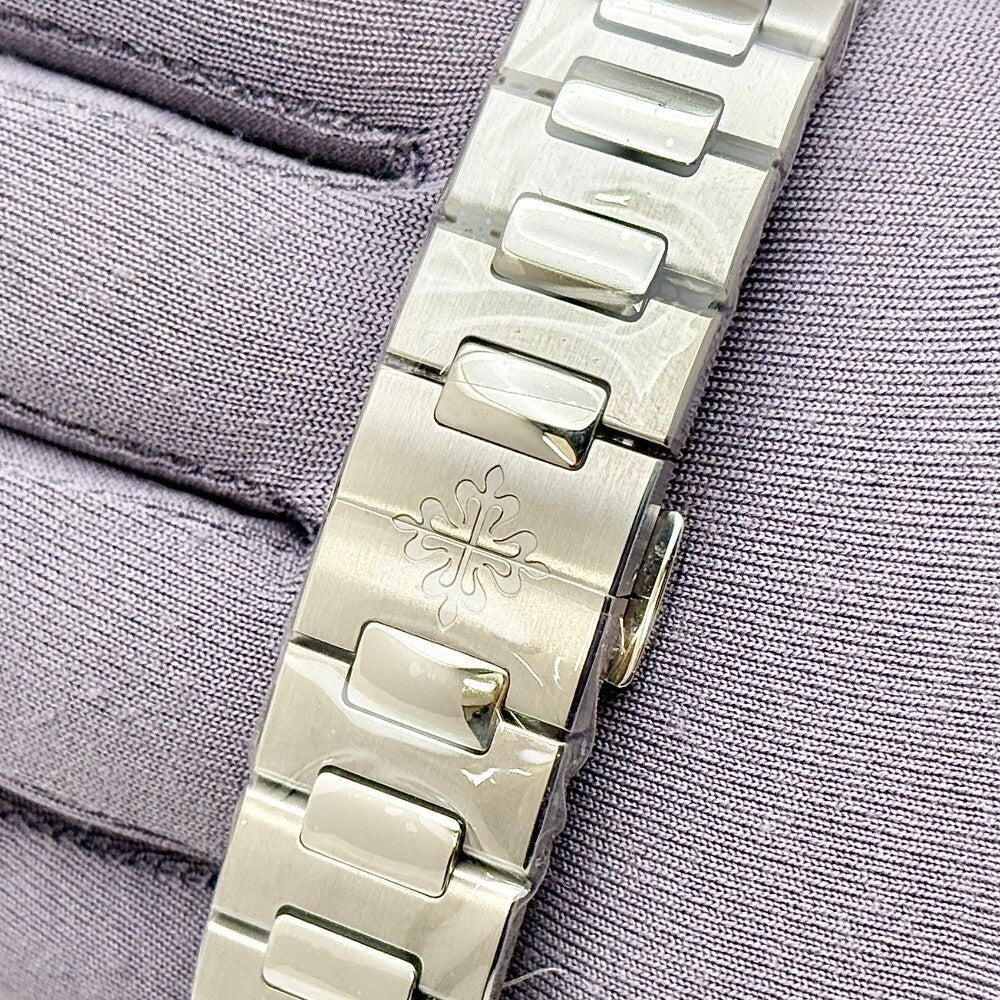 Patek Philippe Nautilus 7118/1200A-001 Stainless Steel
