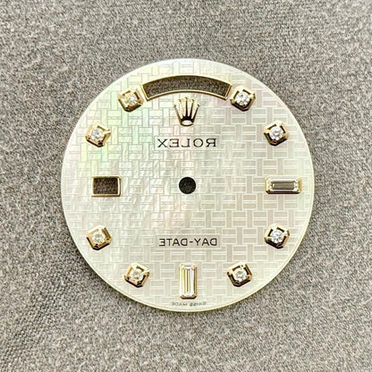 Rolex Day-Date Mop Oxford Motif Dial 36Mm Rose Gold