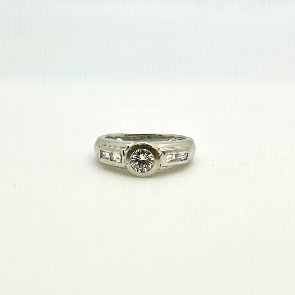 Miscellaneous Diamond Ring White Gold