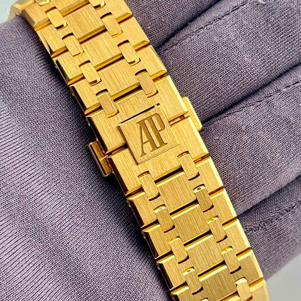 Audemars Piguet Royal Oak Chronograph 26240Ba.oo.1320Ba.01 Yellow Gold