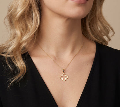 18K Yellow Gold Clover Pendant Dainty Four-Leaf Lucky Motif Polished Finish