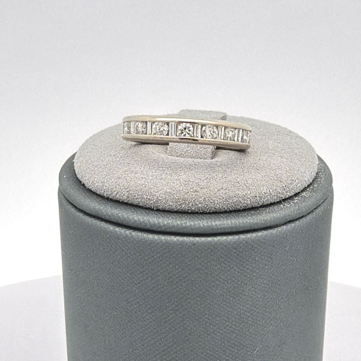 14K White Gold 0.13ctw Diamond Band Size 3.5 - Thin Stackable Wedding Ring