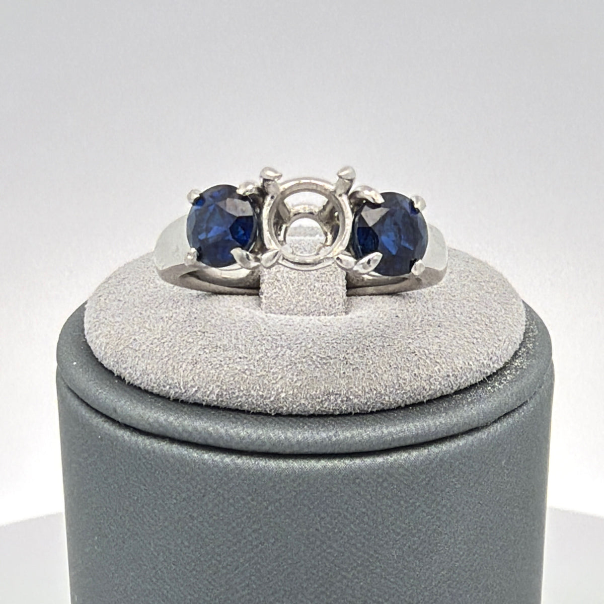 Platinum Setting w/ 2.25ctw Sapphire Side Stones Semi-Mount Ring Size 7