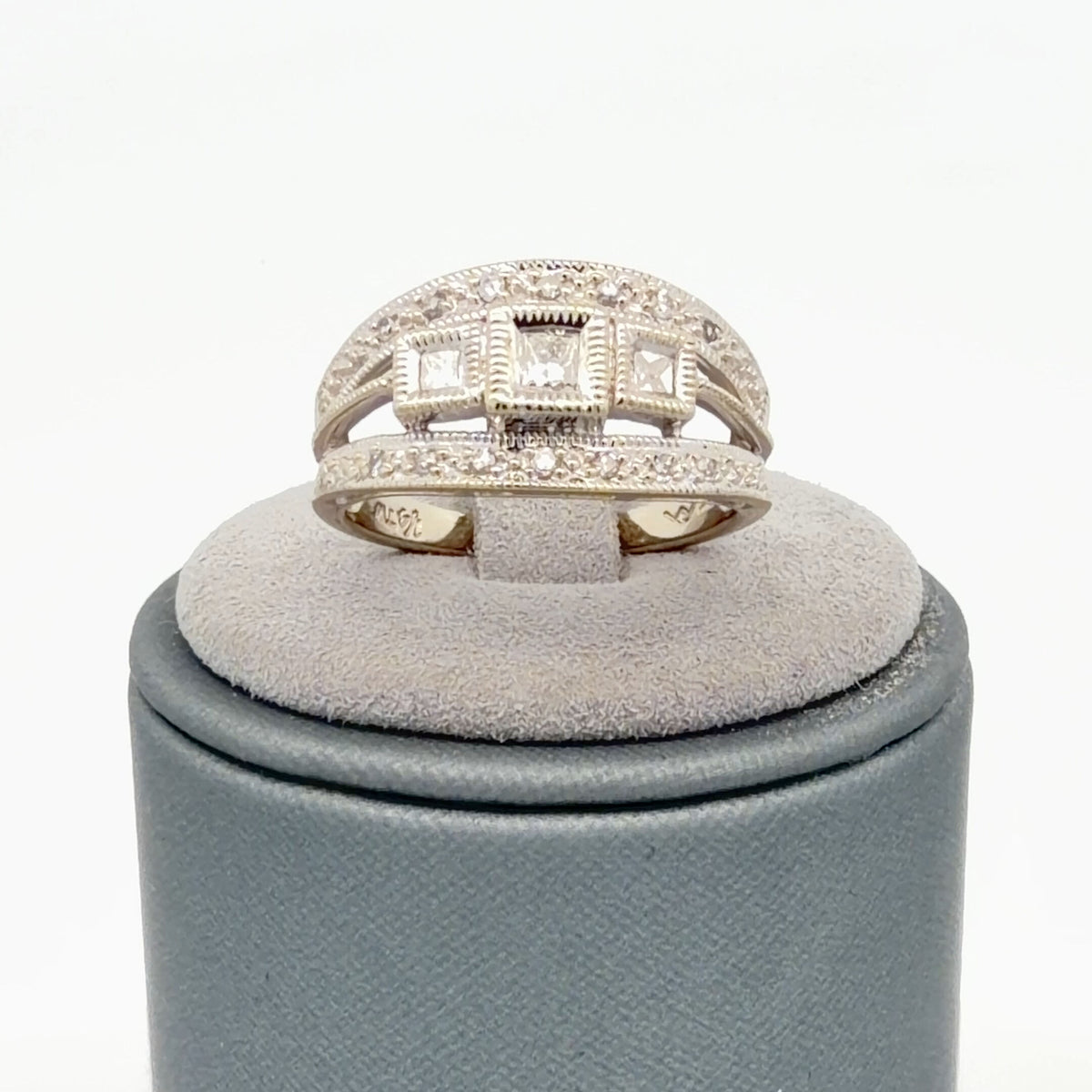 10K White Gold 0.64ctw Three Stone Bezel-set Diamond Cube Ring Statement Ring