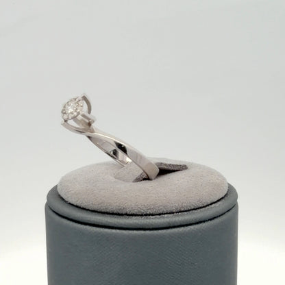 10K White Gold 0.25 CTW Dainty Diamond Cluster Ring, Size 7, Round Diamonds