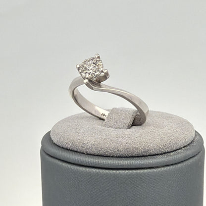 10K White Gold 0.25 CTW Dainty Diamond Cluster Ring, Size 7, Round Diamonds