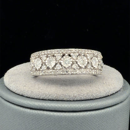10K White Gold 0.50ctw Diamond Band, Slim Polished Size 4, Round Diamonds