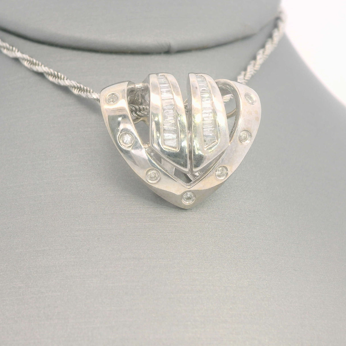 Vintage William Lam & Co. Pendant on Rope Chain 14K White Gold 0.10 ct Diamond