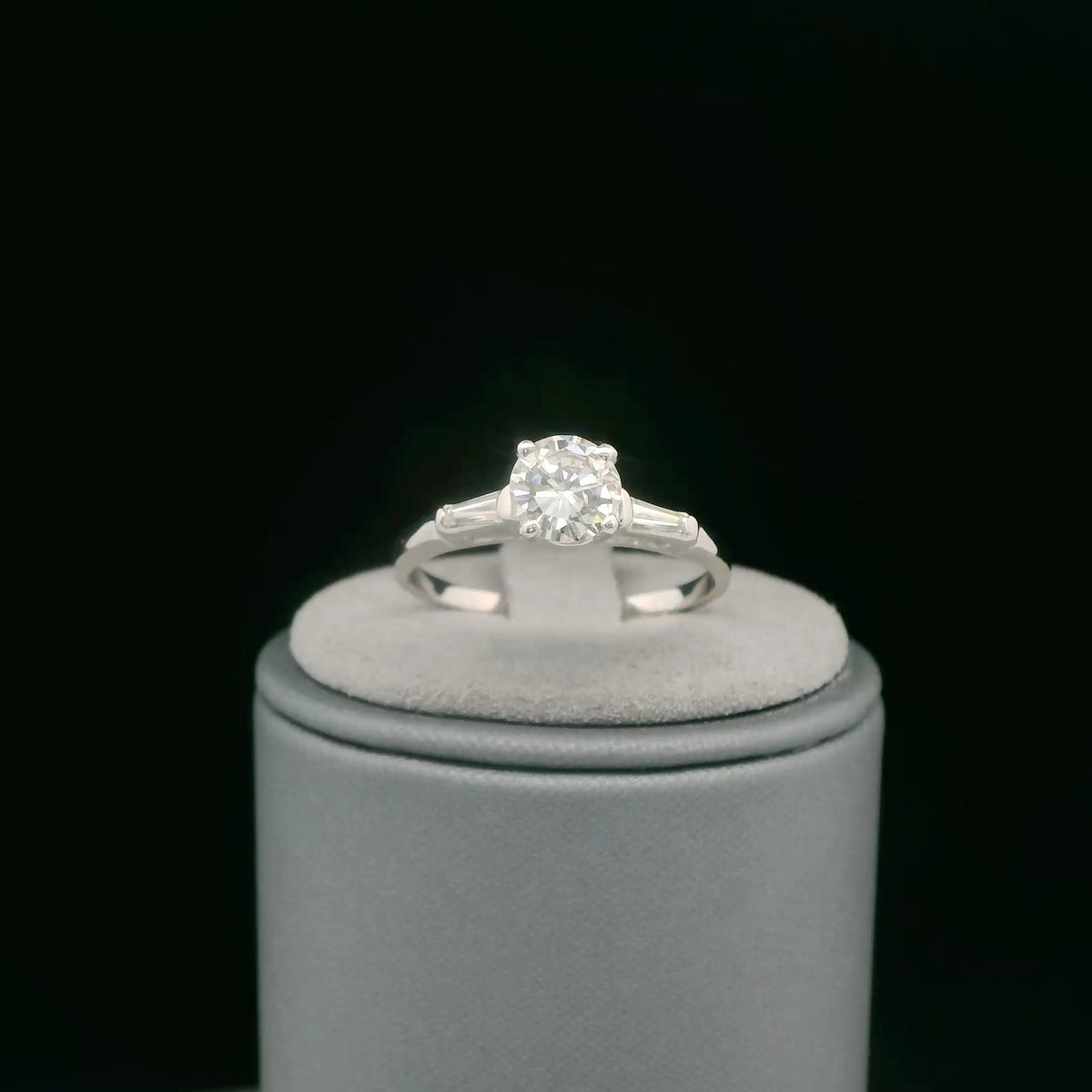 14K White Gold Diamond Engagement Ring, 1.01 CTW, Statement Ring, Size 8.25
