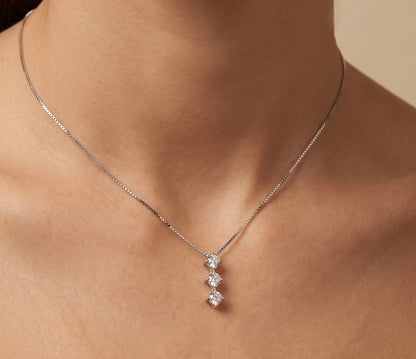 14K White Gold Pendant Necklace  0.30 CTW Round Brilliant Natural Diamond