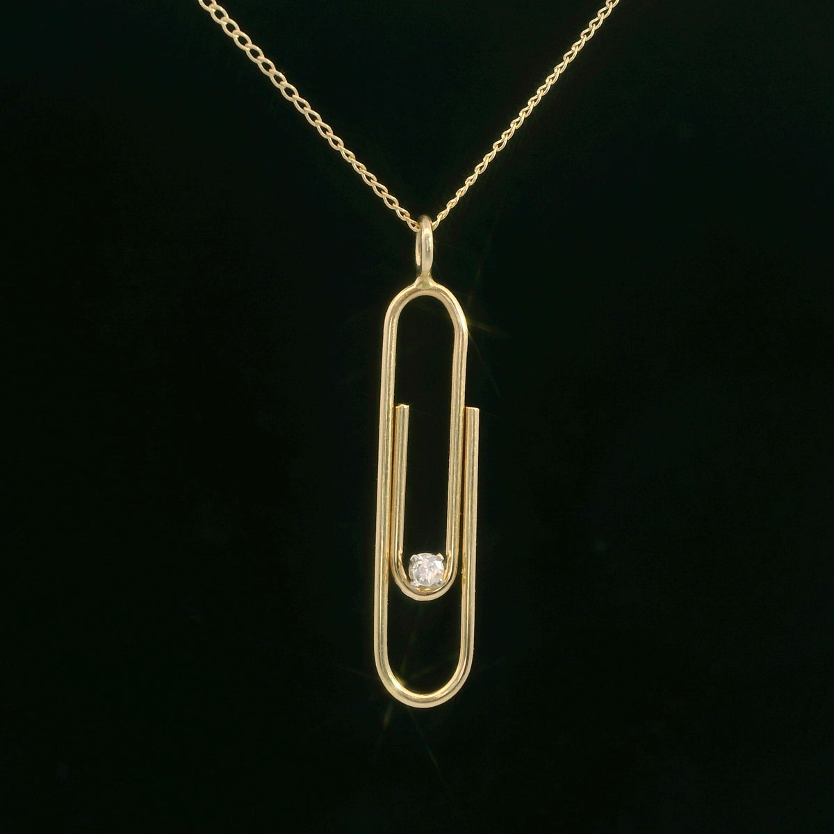 14K Yellow Gold Paperclip Pendant Necklace w/ Accent Diamond