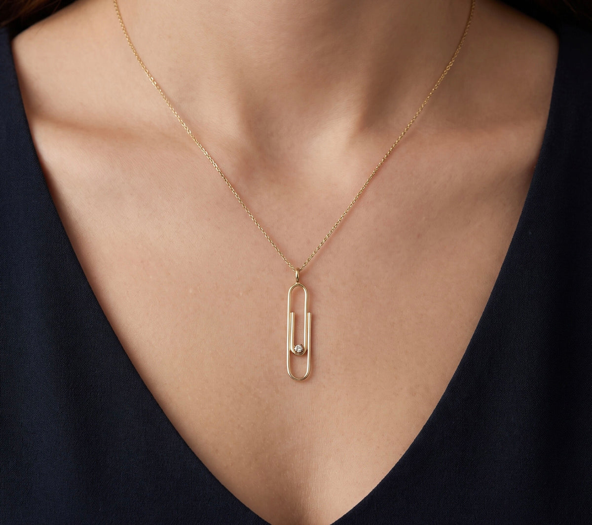 14K Yellow Gold Paperclip Pendant Necklace w/ Accent Diamond