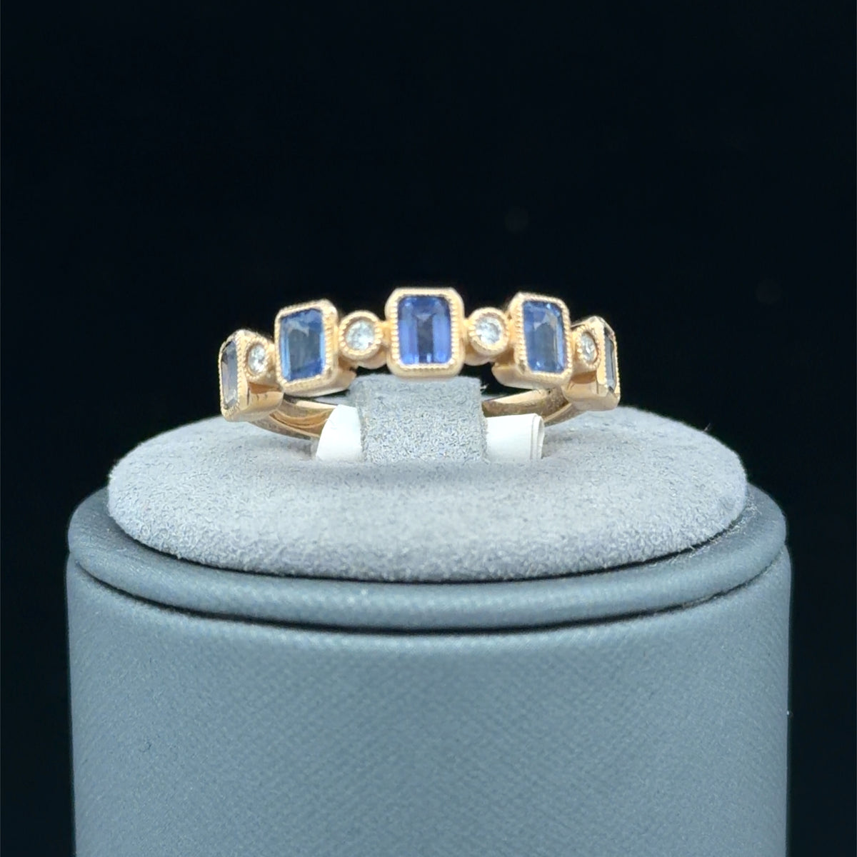 14K Yellow Gold Sapphire And Diamond Band 1.31 CTW Gemstone Ring Size 6.25