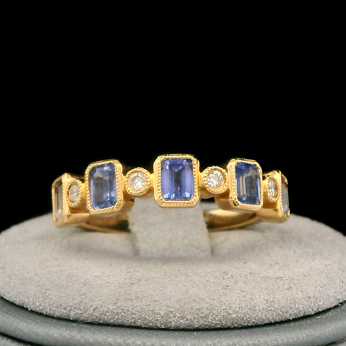 14K Yellow Gold Sapphire And Diamond Band 1.31 CTW Gemstone Ring Size 6.25