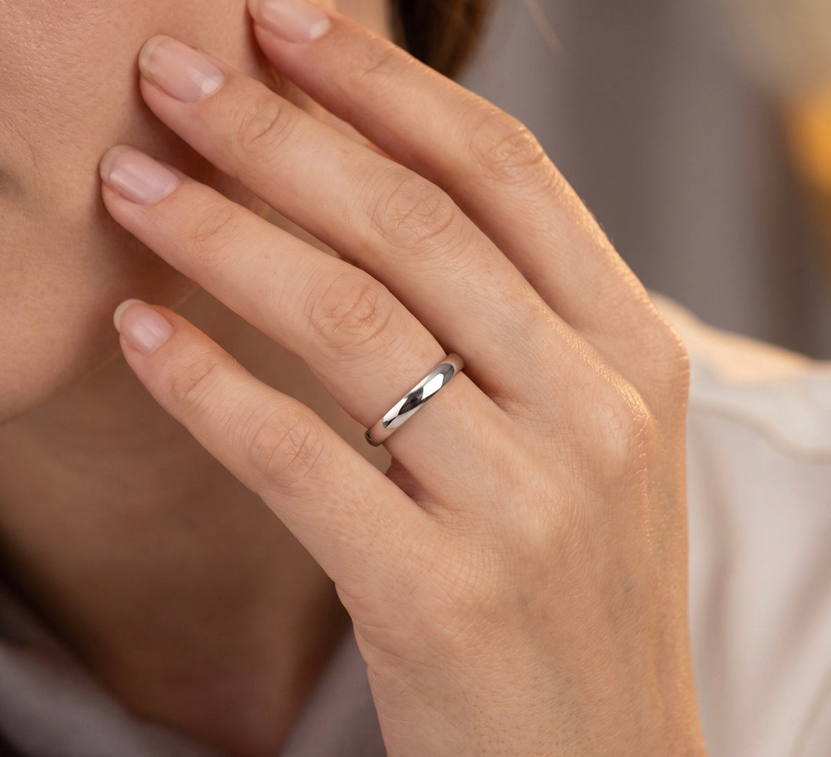 14K Narrow Band White Gold Polished Ring, Dainty Stackable Band Size 7.75