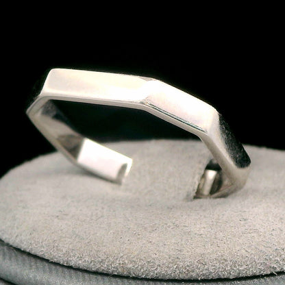 18K White Gold Geometric Octagon Band, Modern Polished Faceted Size 5.5