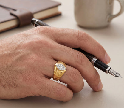 14K Yellow Gold Diamond Men's Ring 0.15 CTW Size 8 Polished Classic Band