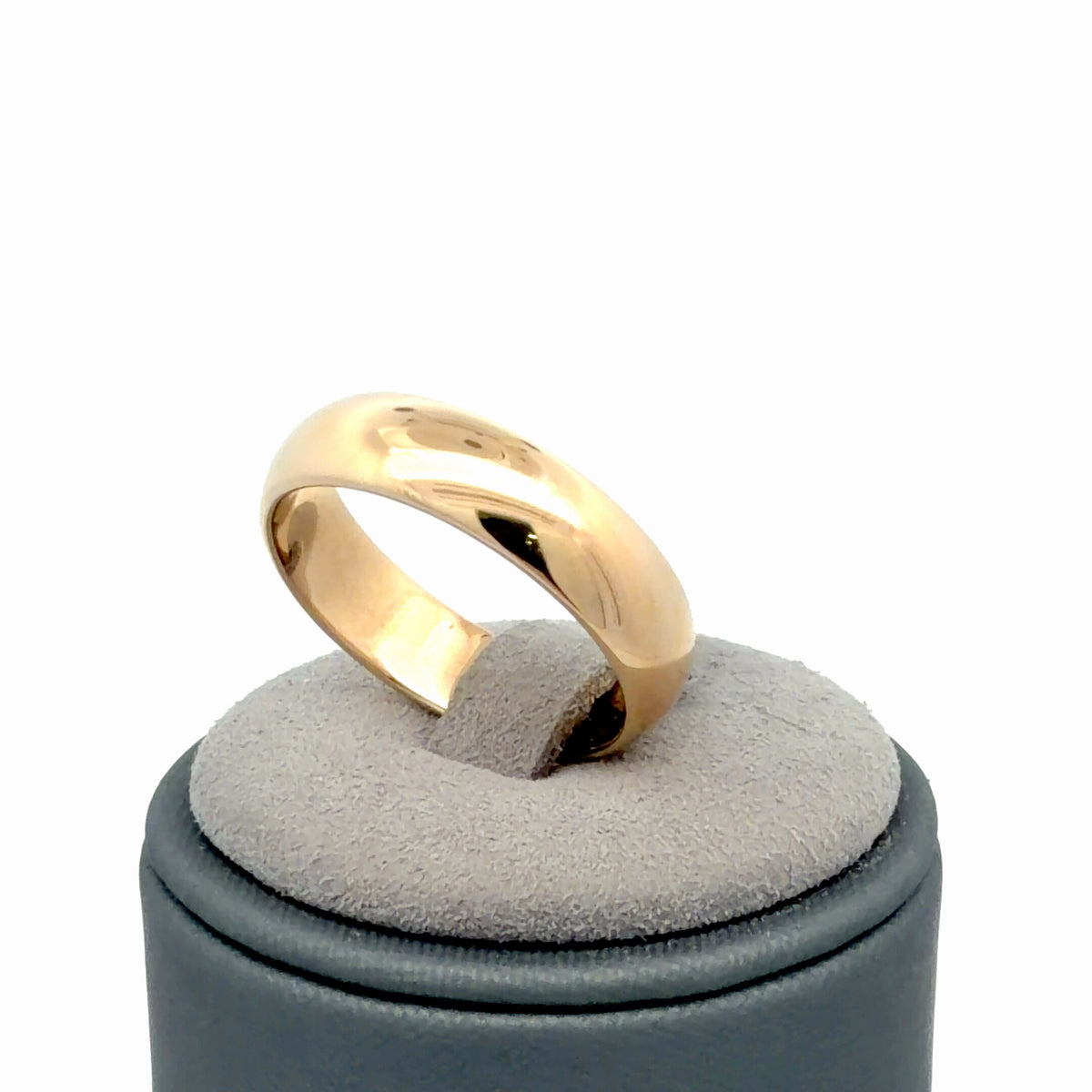 14K Yellow Gold 5.6mm Wide Wedding Band, Classic Polished Domed, Size 10