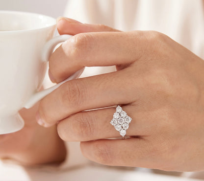 14K White Gold Diamond Ring 1.80 CTW Sparkling Statement Design Size 7.5