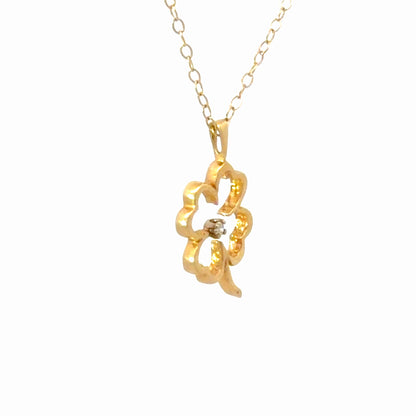 14K Yellow Gold Clover Pendant Neclace With Sapphire Accent Stone