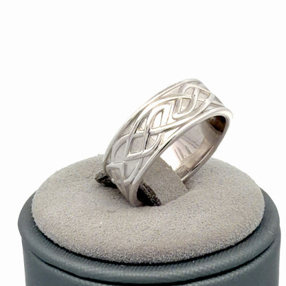14K White Gold Intricate Celtic Woven Band Ring Size 6.25 Polished Edges