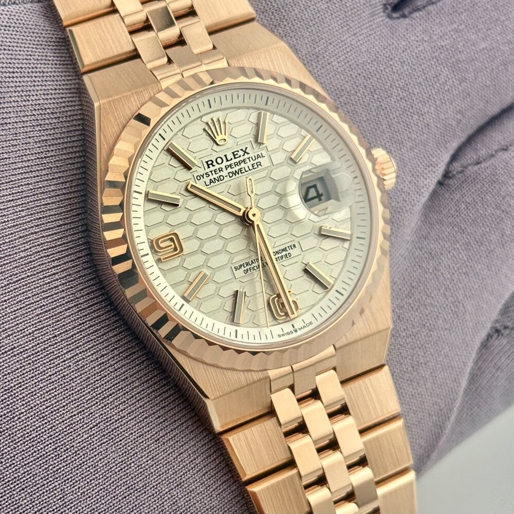 Rolex Land-Dweller 127235 Rose Gold