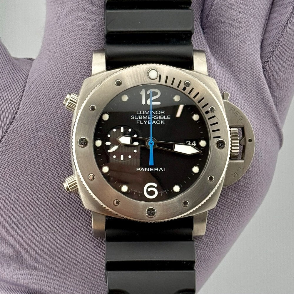 Panerai Luminor Submersible Pam00614 Titanium