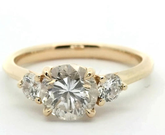 Gold Engagement Ring 1.50 Carats Diamonds