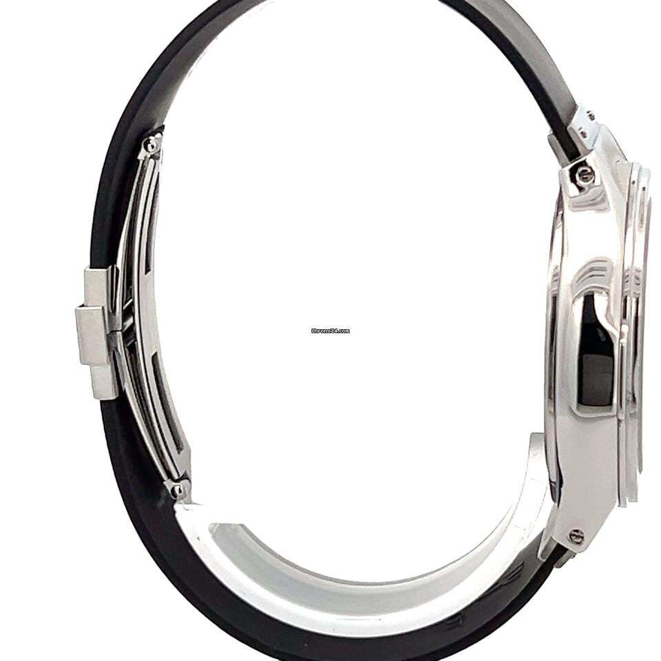 Hublot Quartz Men's Watch Steel Case With Rubber Strap Authentic Luxury Timepiece