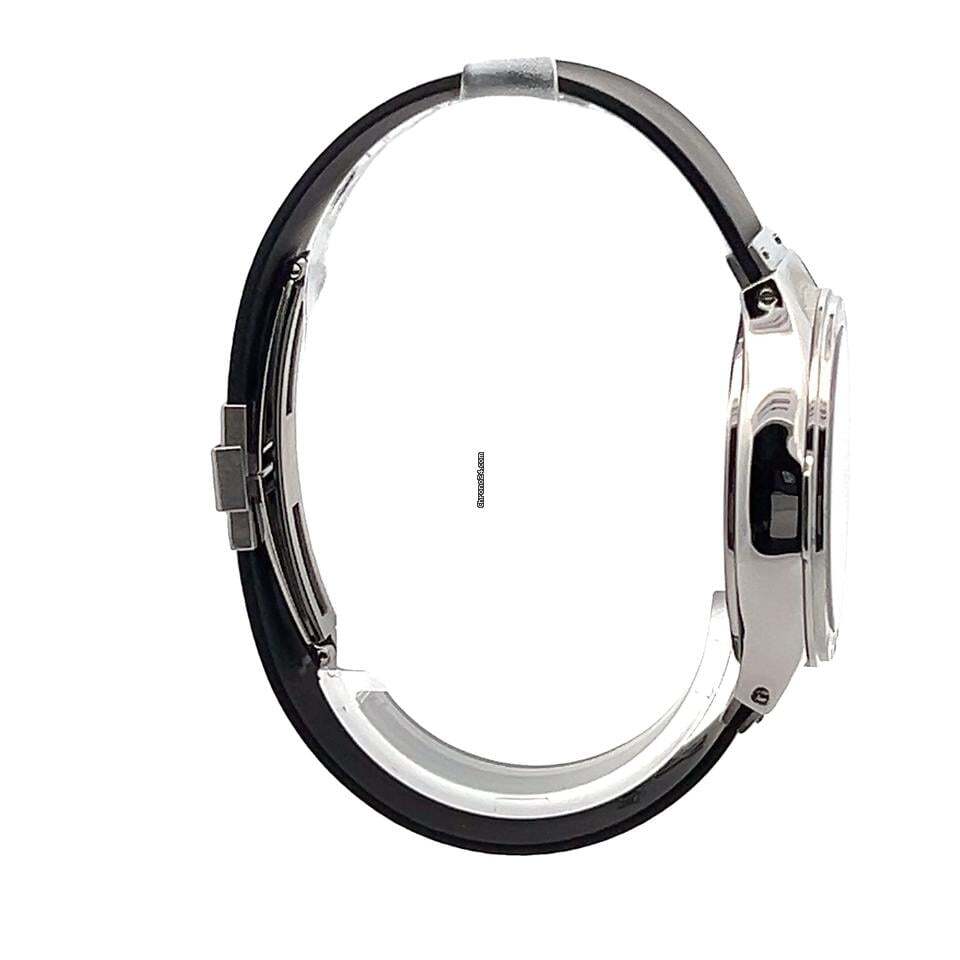 Hublot Elegant Automatic Men's Watch Steel Case With Rubber Strap Authentic Luxury Timepiece