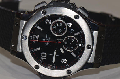 Hublot Big Bang 44 mm Automatic Men's Watch Steel Case With Rubber Strap Authentic Luxury Timepiece