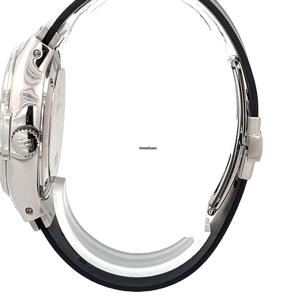 Hublot Elegant Automatic Men's Watch Steel Case With Rubber Strap Authentic Luxury Timepiece