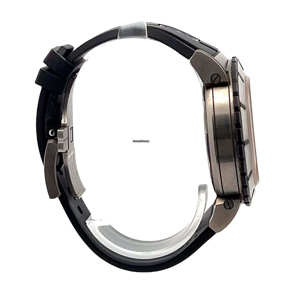 Harry Winston Ocean Automatic Men's Watch Case With Rubber Strap Authentic Luxury Timepiece