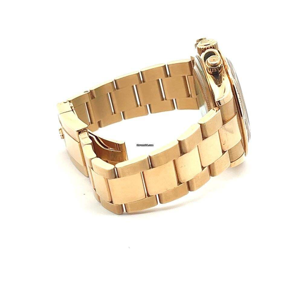 Rolex Daytona Automatic Men's Watch With Yellow Gold Case and Strap Authentic Luxury Timepiece