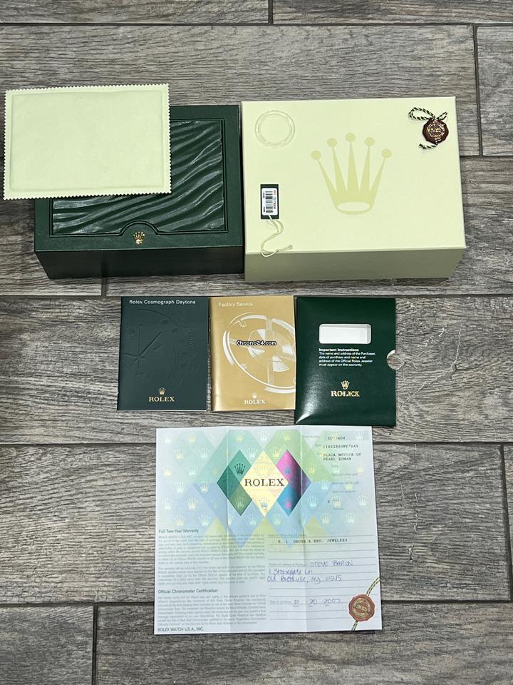 Rolex Daytona Automatic Men's Watch With Yellow Gold Case and Strap Authentic Luxury Timepiece