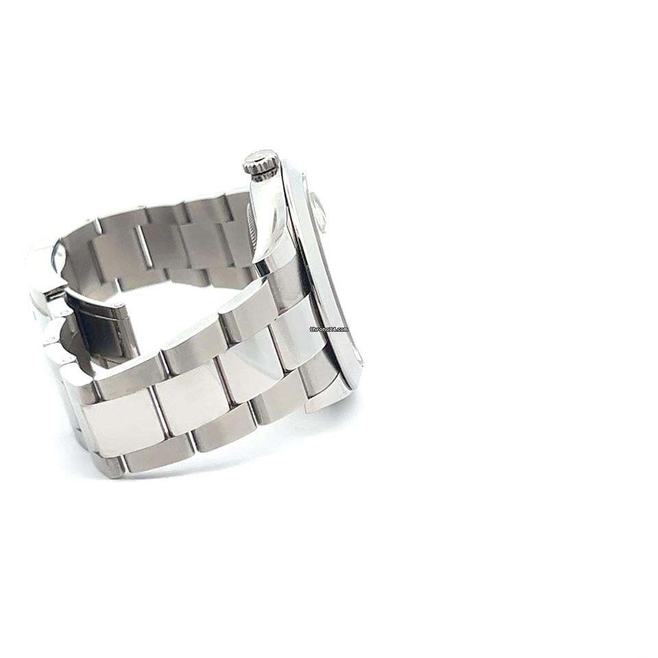 Rolex Datejust 41 Automatic Men's Watch With Steel Case and Strap Authentic Luxury Timepiece