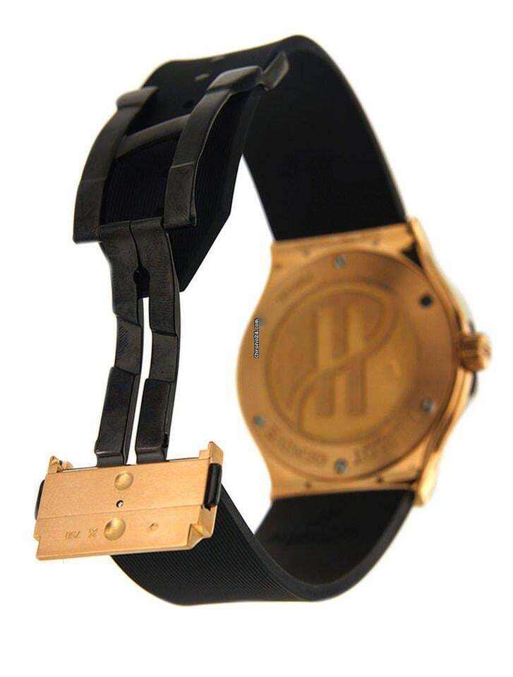 Hublot Classic Fusion Automatic Men's Watch Rose Gold Case With Rubber Strap Authentic Luxury Timepiece