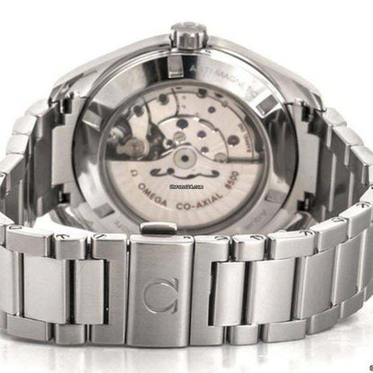 Omega Seamaster Aqua Terra Automatic Men's Watch With Steel Case and Strap Authentic Luxury Timepiece
