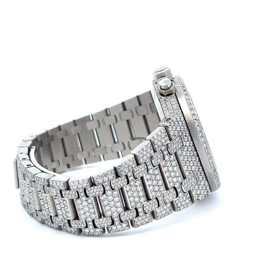 Audemars Piguet Royal Oak Chronograph Automatic Men's Watch With Steel Case and Strap Authentic Luxury Timepiece