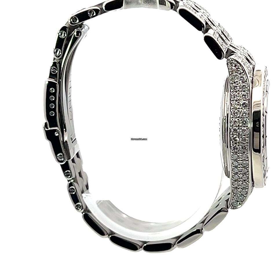 Breitling Quartz Women's Watch With Steel Case and Strap Authentic Luxury Timepiece