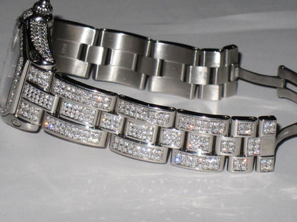 Cartier Roadster Automatic Men's Watch With Steel Case and Strap Authentic Luxury Timepiece