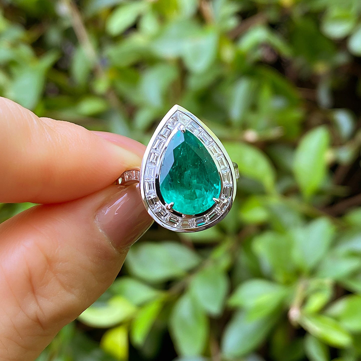 18K White Gold Statement Ring With 3.40 TCW Pear Shape Natural Emerald, GRS Certified