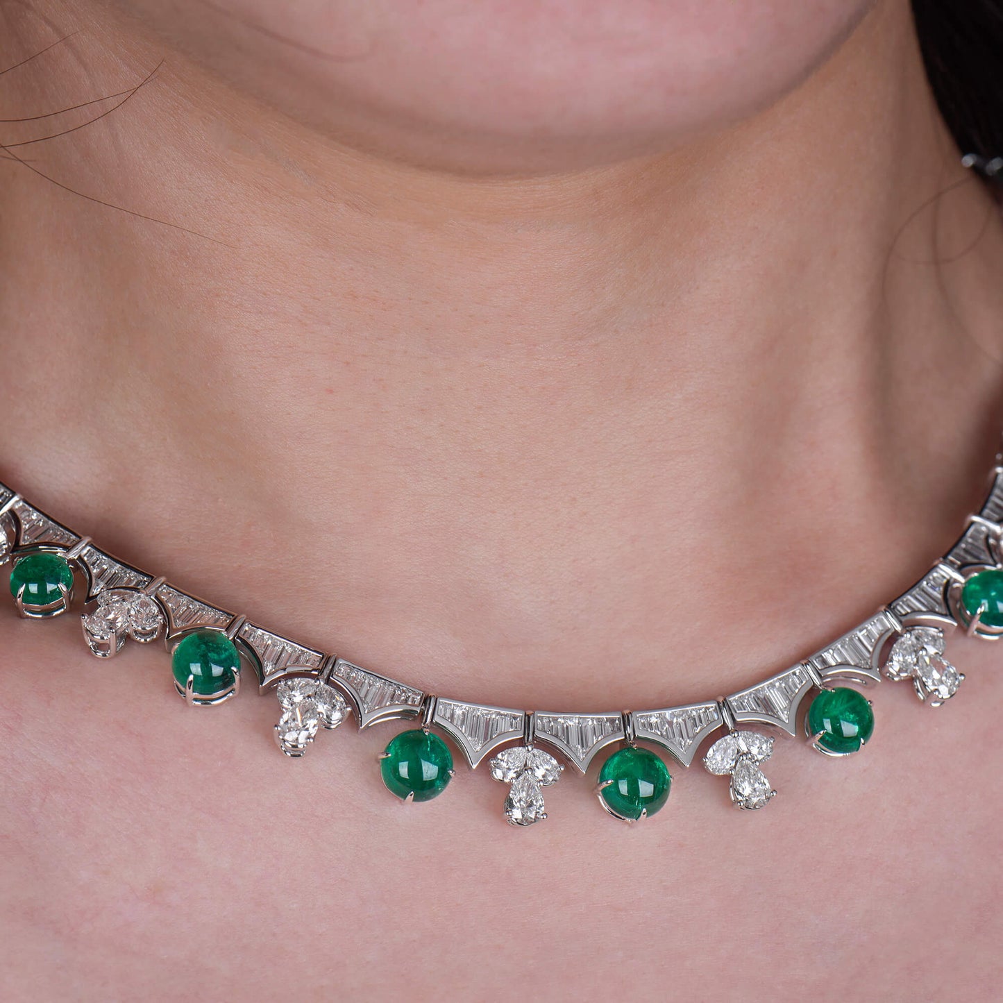 No Metal Statement Necklace With 18.34 TCW Round Shape Natural Emerald, GRS Certified